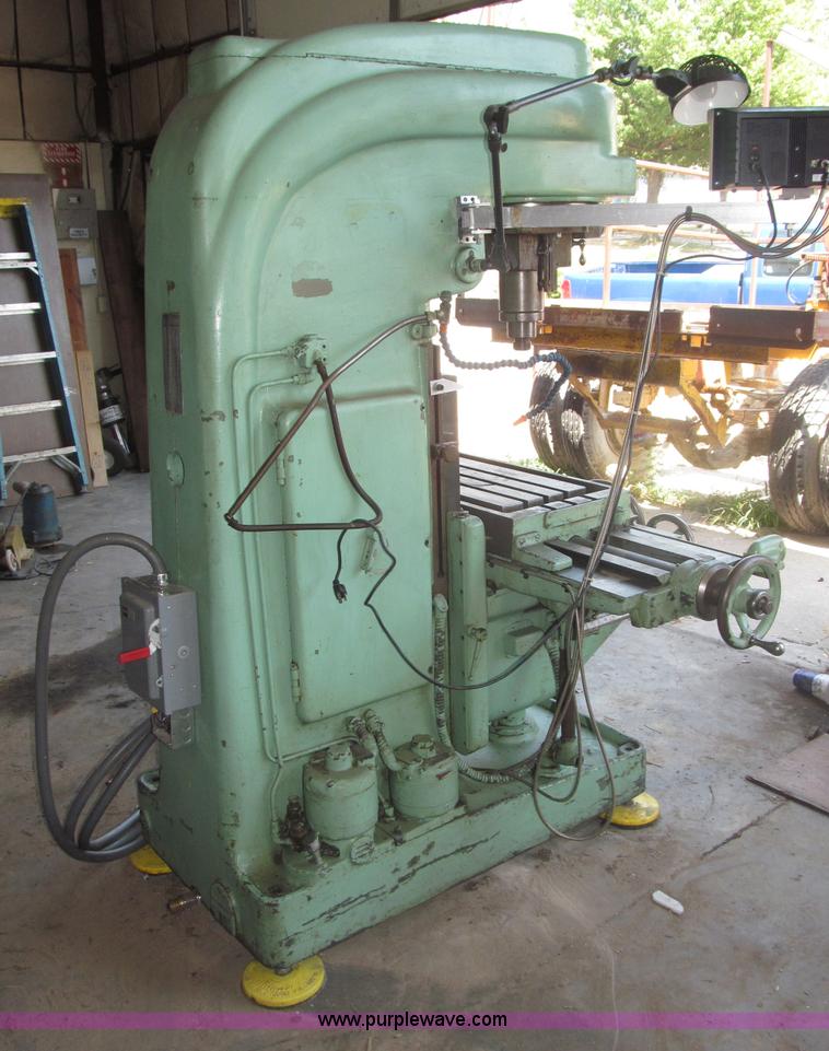 image for item K9551 Kearney & Trecker No. 2 rotary head tool and die milling machine