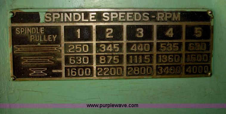 image for item K9551 Kearney & Trecker No. 2 rotary head tool and die milling machine