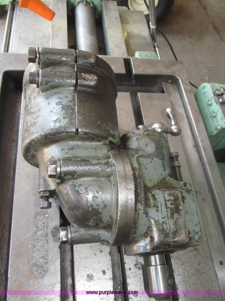 image for item K9551 Kearney & Trecker No. 2 rotary head tool and die milling machine