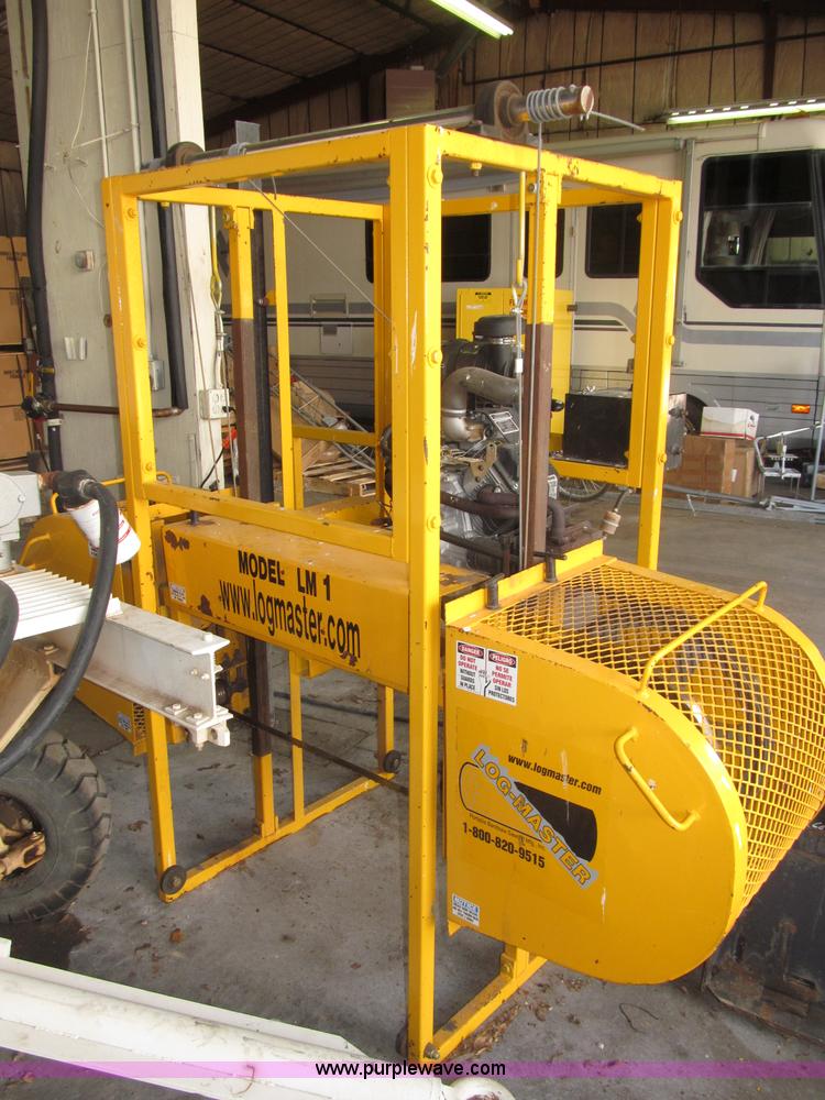 image for item K9557 2008 Log-Master portable saw mill