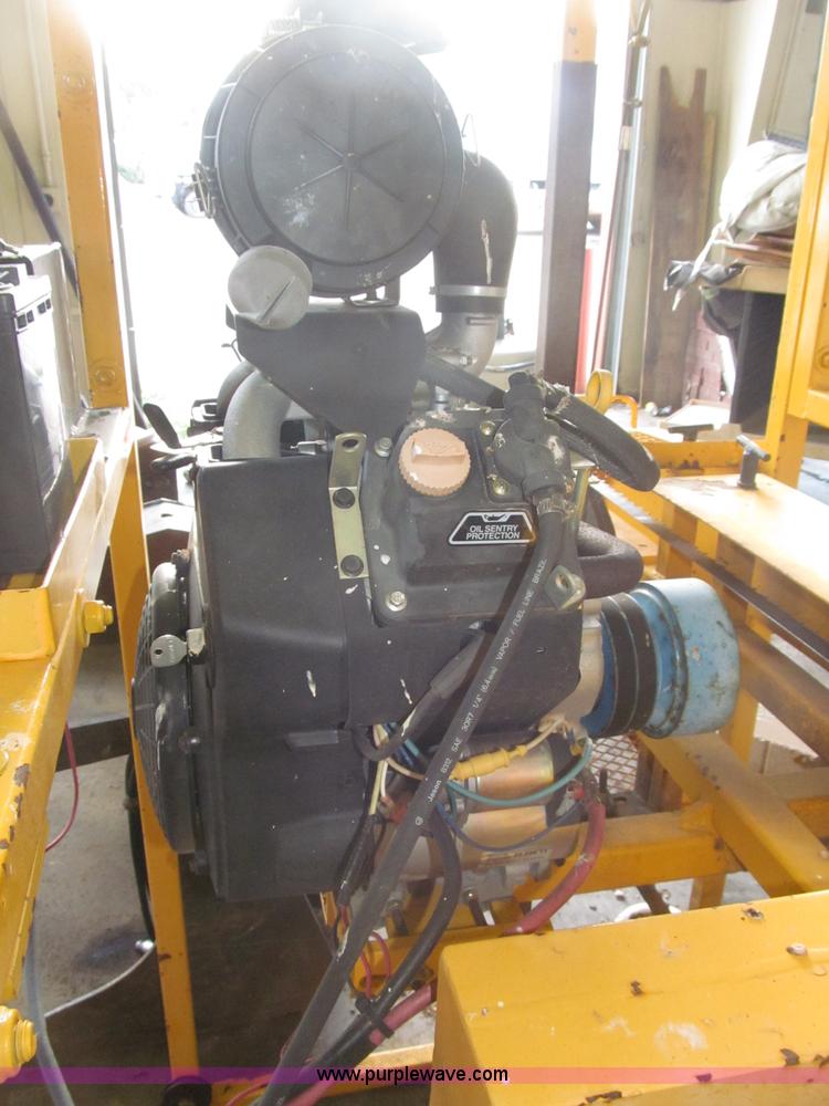 image for item K9557 2008 Log-Master portable saw mill