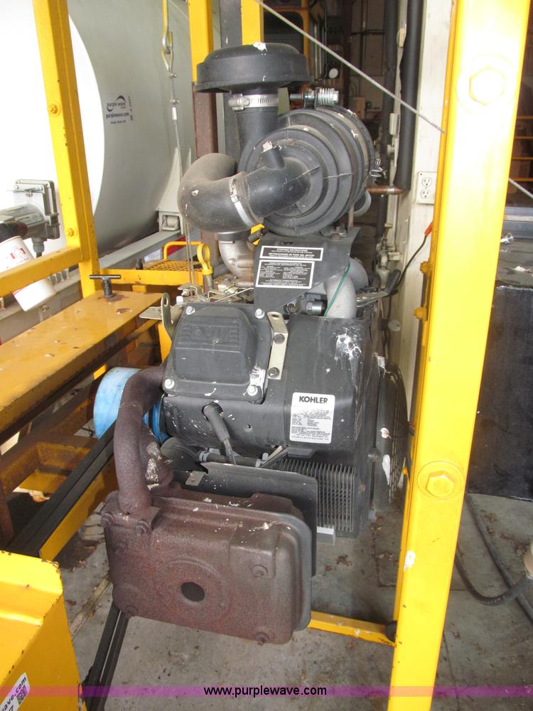 image for item K9557 2008 Log-Master portable saw mill