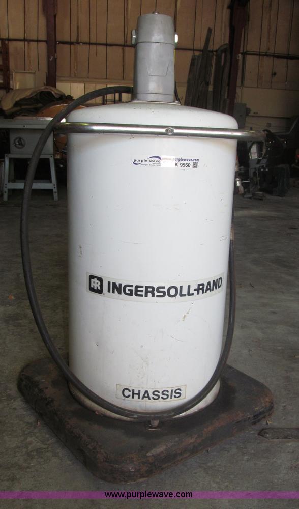 Ingersoll Rand 4125 pneumatic grease gun in Lincoln, NE Item K9560