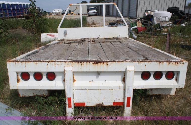 image for item K9825 12'L x 8'W flatbed