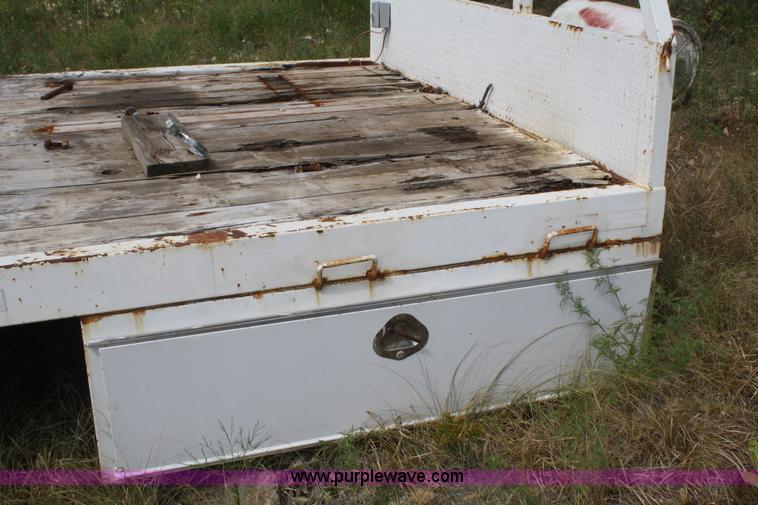 image for item K9825 12'L x 8'W flatbed