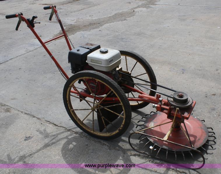 image for item K9831 Bachtold H8200 brush mower