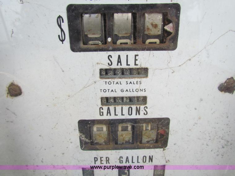 image for item N9094 Tokheim 39 antique gas pump
