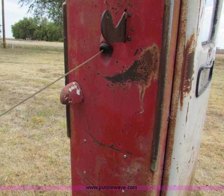image for item N9094 Tokheim 39 antique gas pump