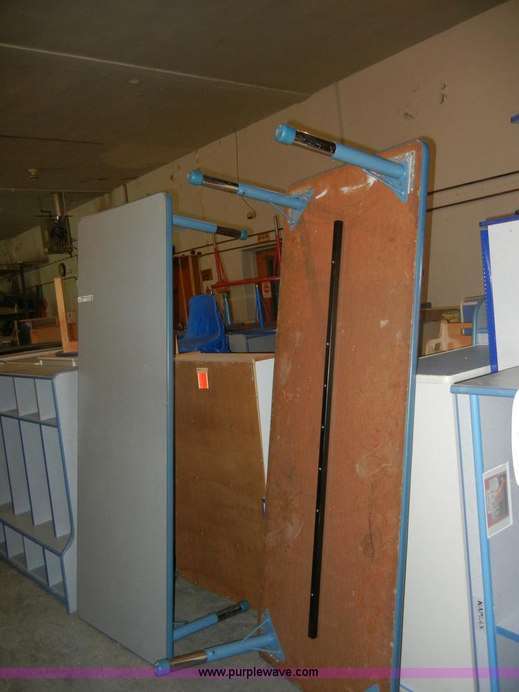 image for item N9974 Assorted school furniture