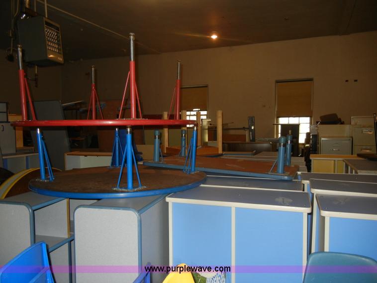 image for item N9974 Assorted school furniture