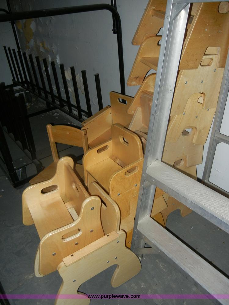 image for item N9974 Assorted school furniture