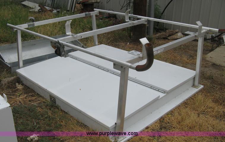 image for item R9611 Omaha service body