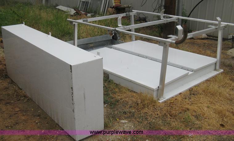 image for item R9611 Omaha service body