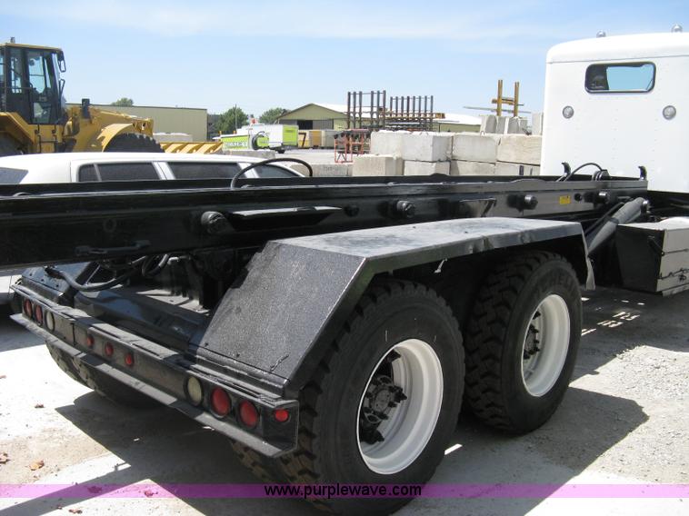 image for item A6481 1988 Kenworth C510 roll-off truck