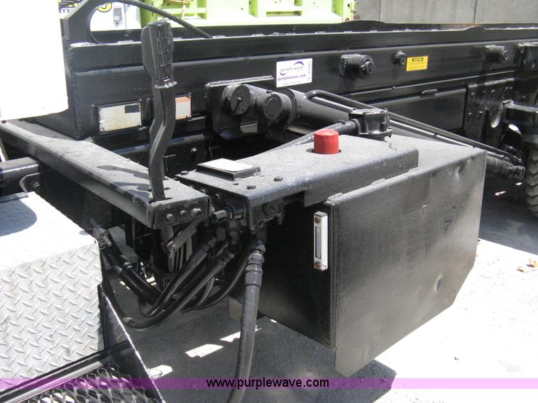 image for item A6481 1988 Kenworth C510 roll-off truck