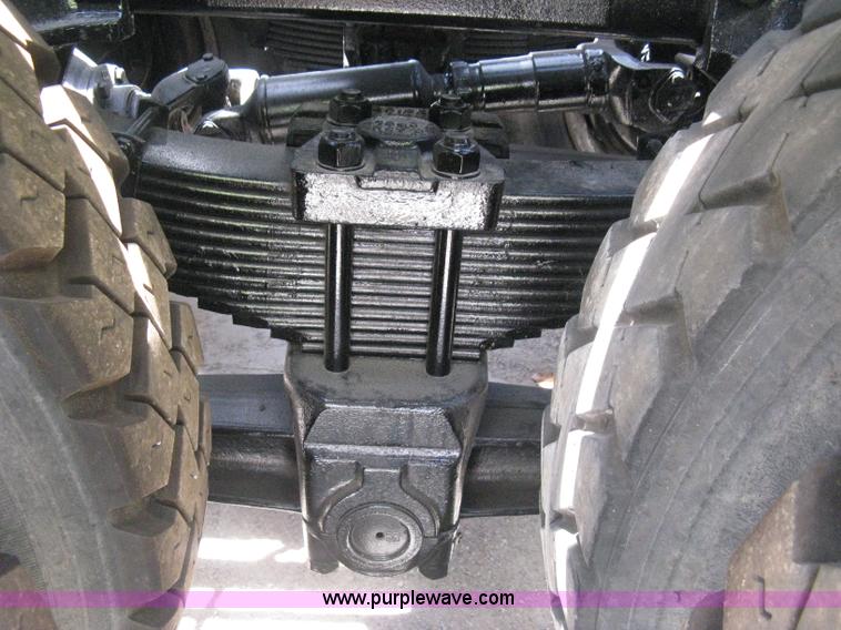 image for item A6481 1988 Kenworth C510 roll-off truck