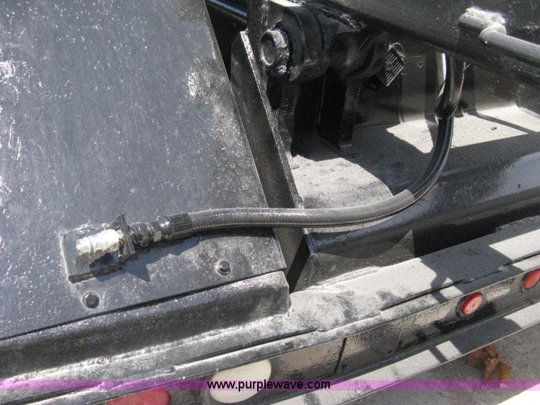 image for item A6481 1988 Kenworth C510 roll-off truck