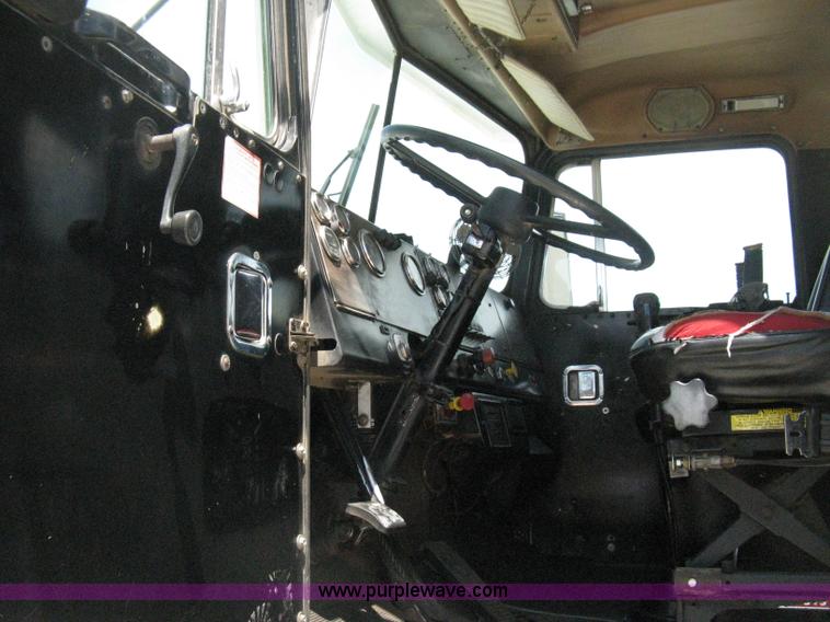 image for item A6481 1988 Kenworth C510 roll-off truck