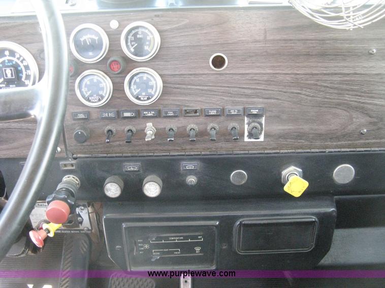 image for item A6481 1988 Kenworth C510 roll-off truck