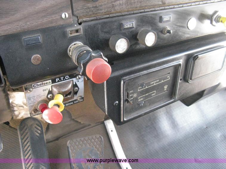 image for item A6481 1988 Kenworth C510 roll-off truck