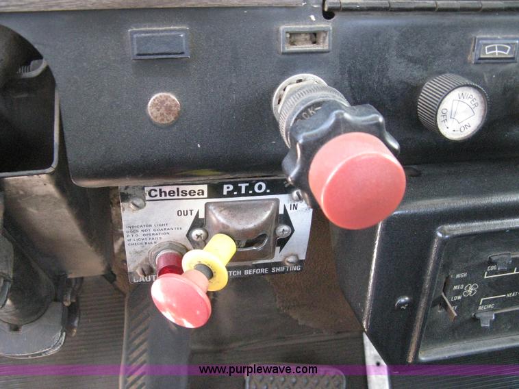 image for item A6481 1988 Kenworth C510 roll-off truck