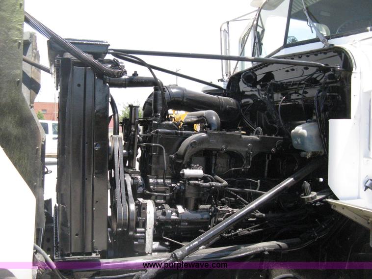 image for item A6481 1988 Kenworth C510 roll-off truck