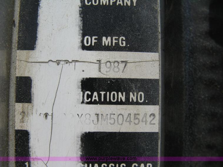 image for item A6481 1988 Kenworth C510 roll-off truck