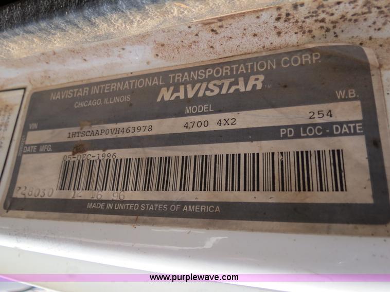 image for item B2457 1997 International 4700 winch truck