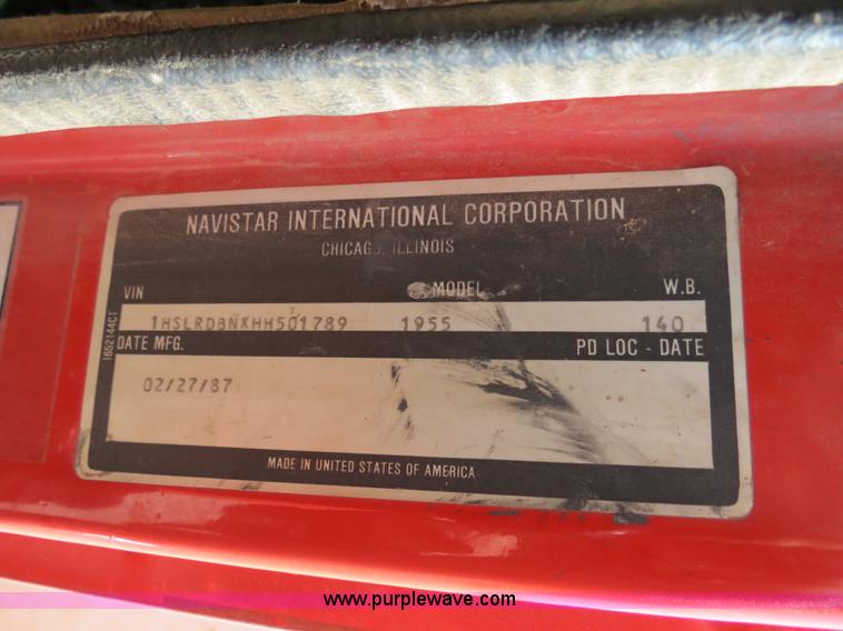 image for item B2459 1987 International 1955 crane truck