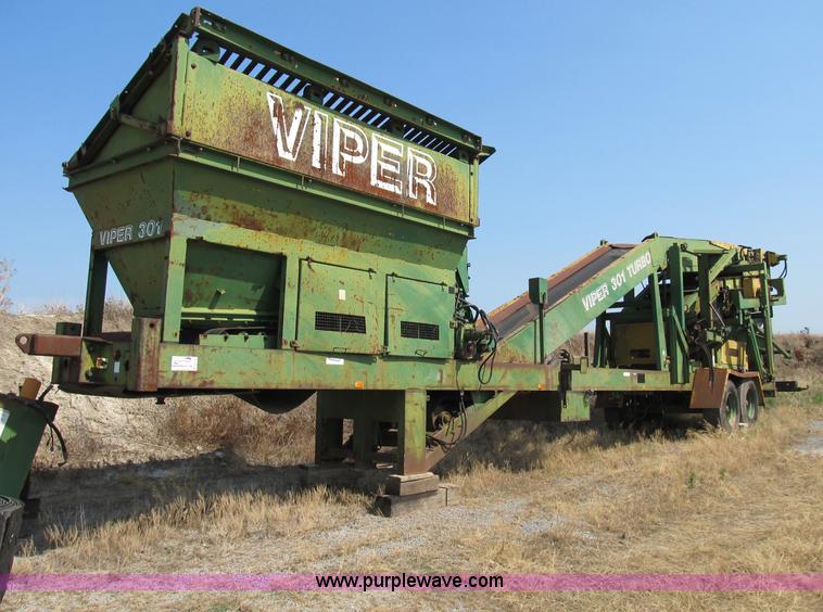 image for item B2760 1996 Viper 301 Turbo portable screen plant