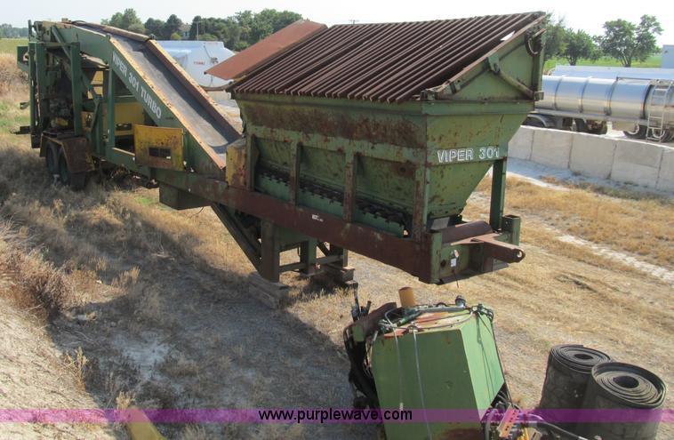 image for item B2760 1996 Viper 301 Turbo portable screen plant