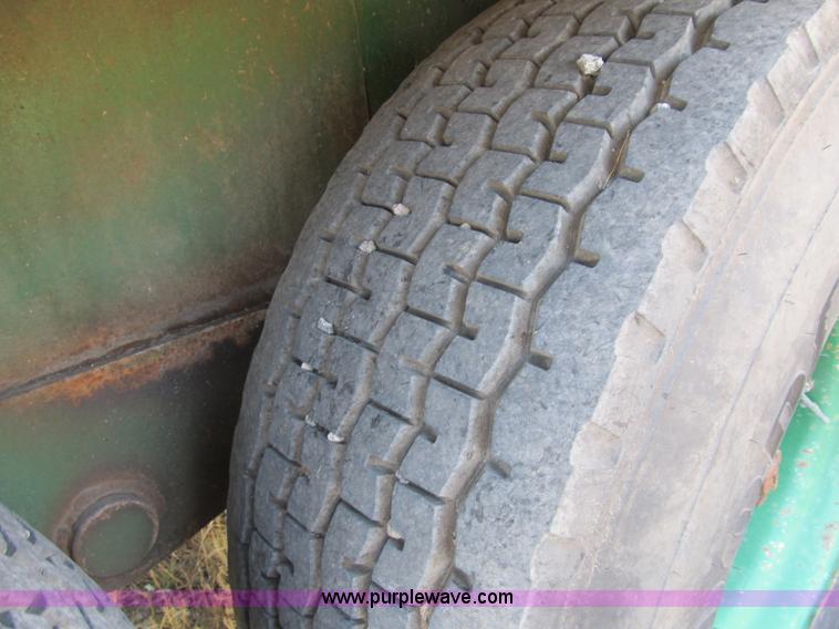 image for item B2760 1996 Viper 301 Turbo portable screen plant