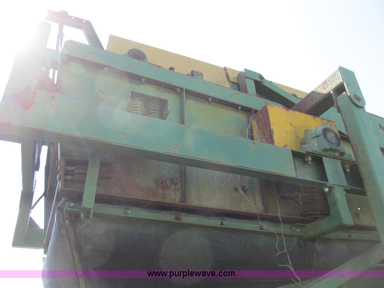 image for item B2760 1996 Viper 301 Turbo portable screen plant