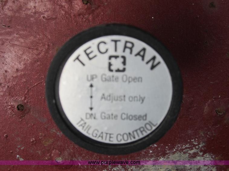 image for item B2790 1994 Clement 26' dump trailer