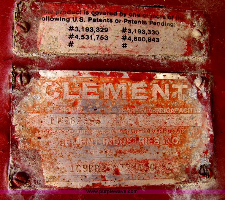 image for item B2790 1994 Clement 26' dump trailer