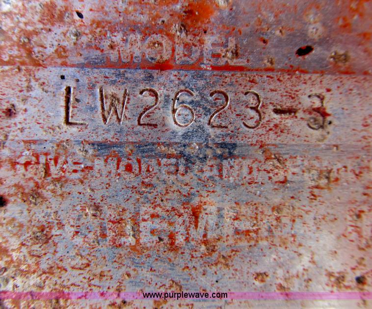 image for item B2790 1994 Clement 26' dump trailer