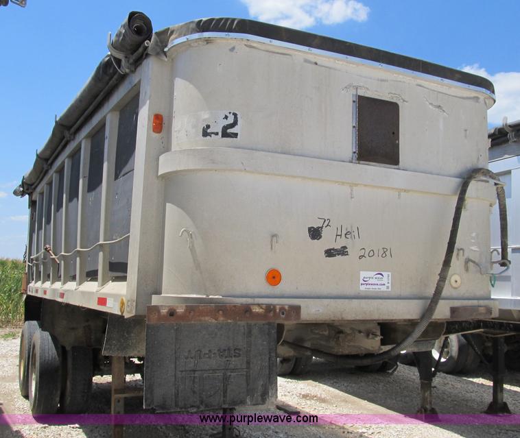 image for item B2792 1972 Heil 22' dump trailer