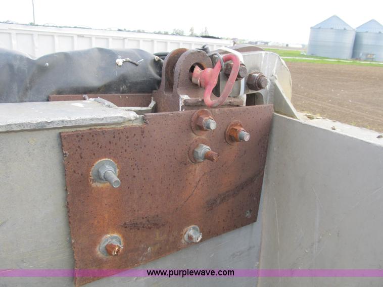 image for item B2792 1972 Heil 22' dump trailer