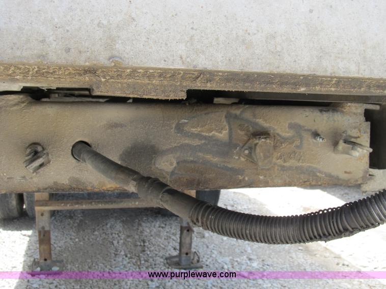 image for item B2792 1972 Heil 22' dump trailer