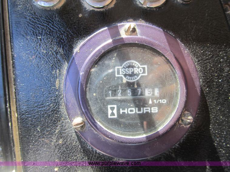 image for item B2797 1987 Ford LT8000 tandem axle dump truck