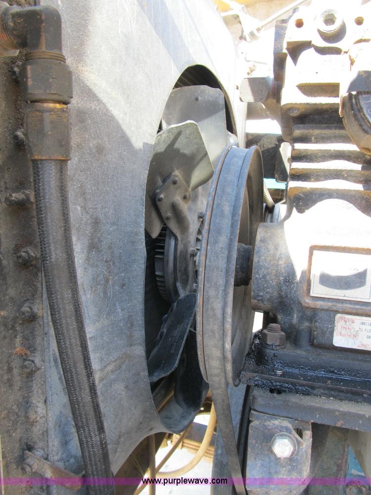 image for item B2798 1994 International 2554 tandem axle dump truck