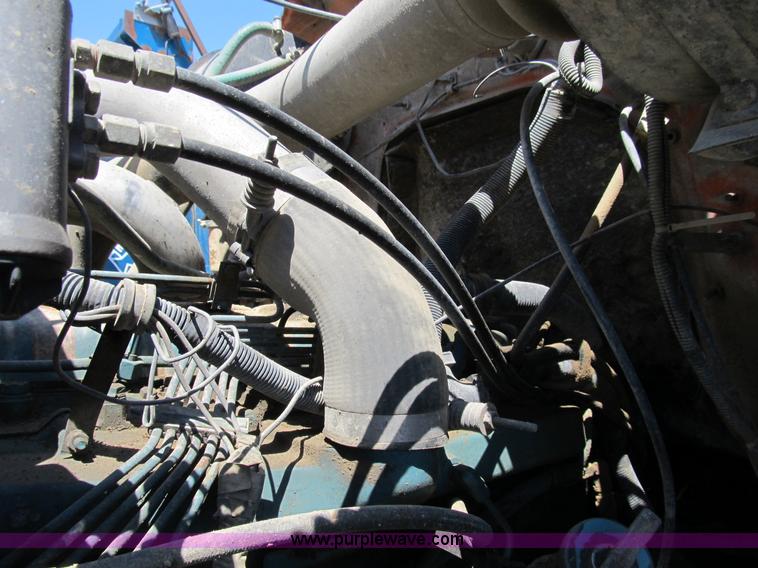 image for item B2798 1994 International 2554 tandem axle dump truck