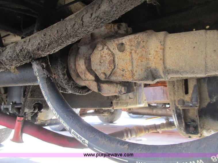 image for item B2798 1994 International 2554 tandem axle dump truck