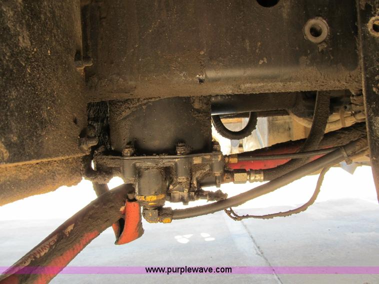 image for item B2798 1994 International 2554 tandem axle dump truck