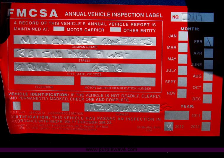 image for item B2799 1986 Ford LT9000 tandem axle dump truck