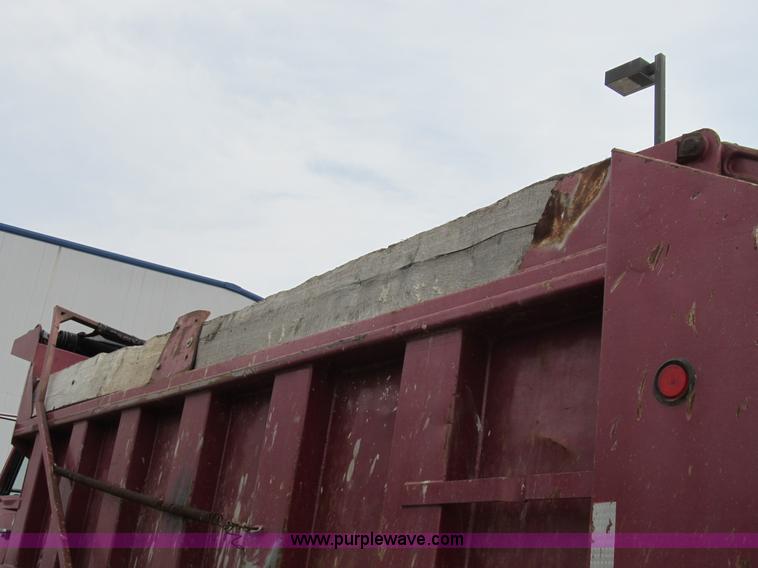 image for item B2801 1987 Ford L8000 tandem axle dump truck