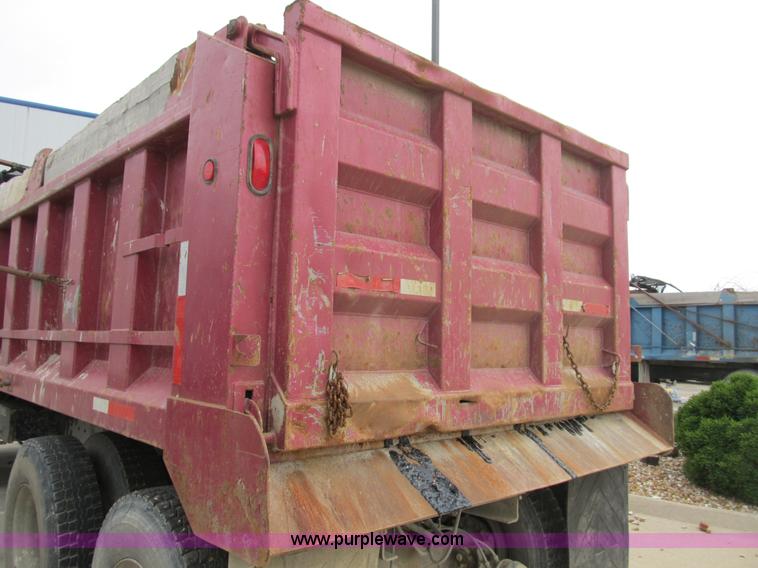image for item B2801 1987 Ford L8000 tandem axle dump truck