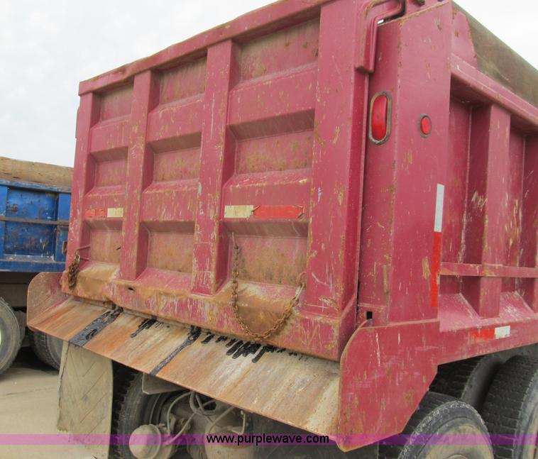 image for item B2801 1987 Ford L8000 tandem axle dump truck