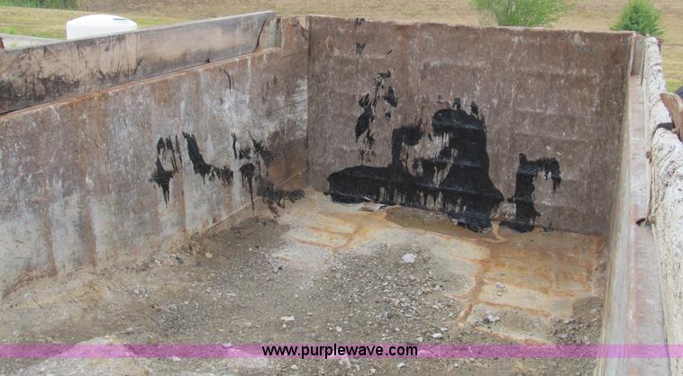 image for item B2801 1987 Ford L8000 tandem axle dump truck