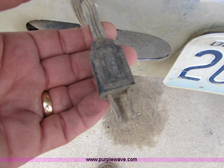 image for item B2801 1987 Ford L8000 tandem axle dump truck